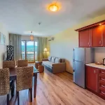 Sunrise Apartmanhotel 4*