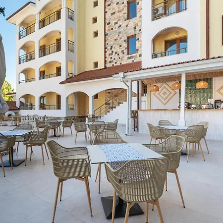 Sunrise Apartmanhotel