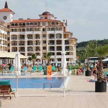 Sunrise Aparthotel